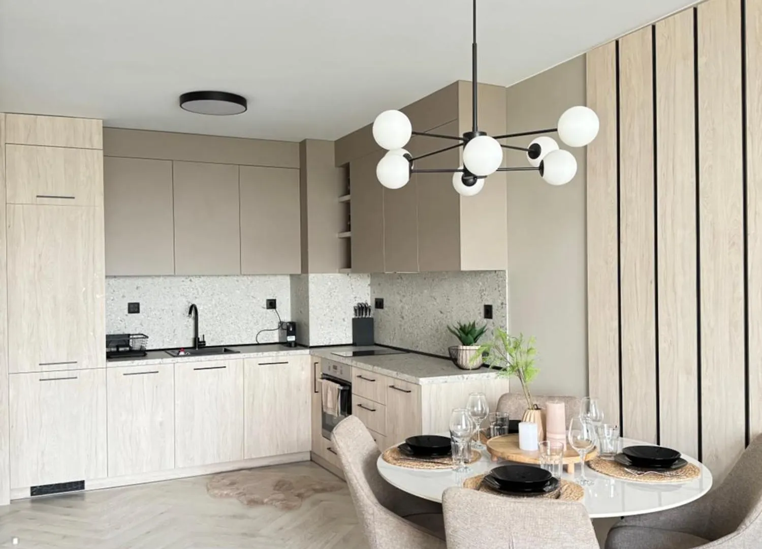 בורגאס Kristin'S Home דירה